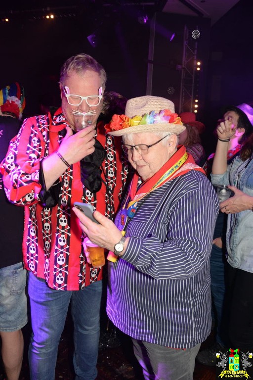 ../Images/Carnavals maandagavond in VdG 318.jpg